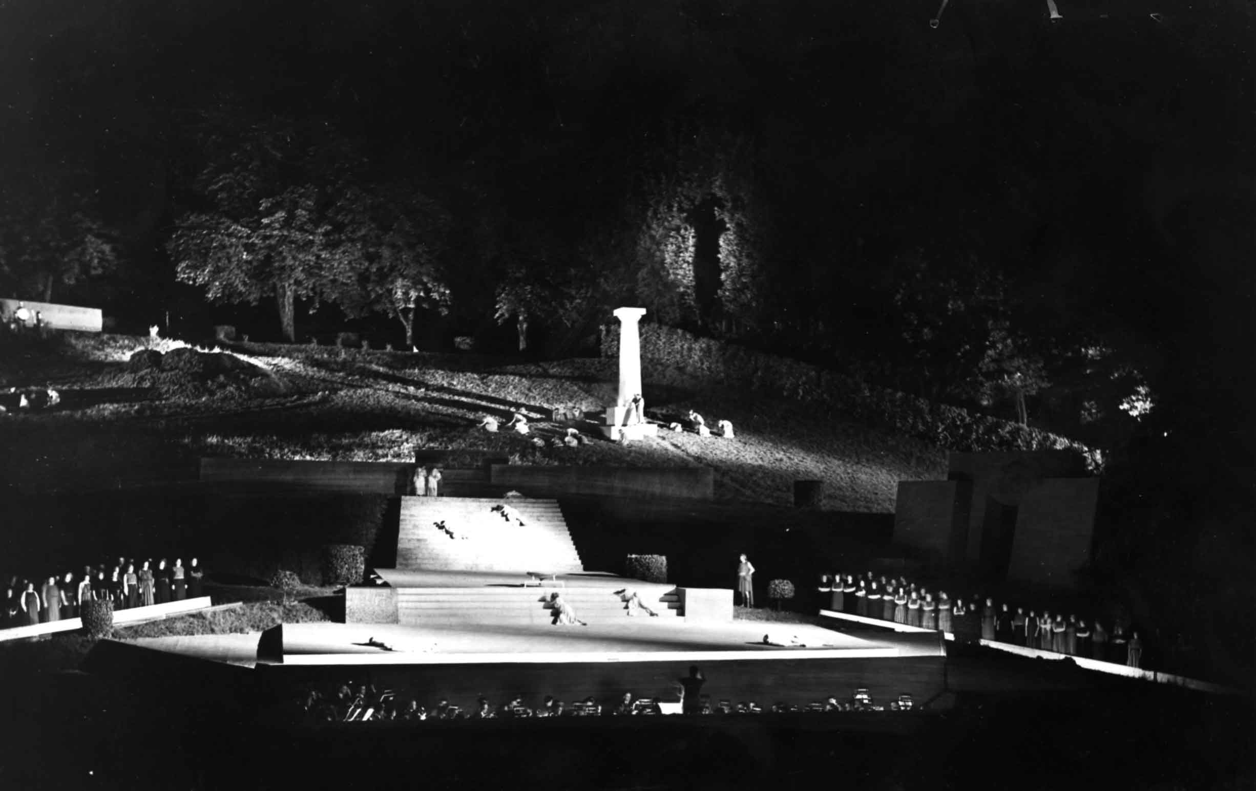 Scenografie e costumi per l'opera 